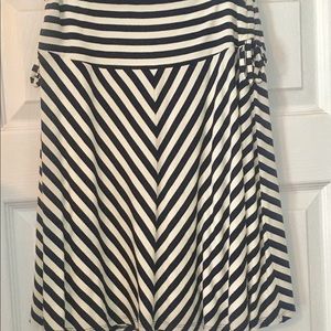 Adorable navy striped skirt! Mid thigh. Size XS